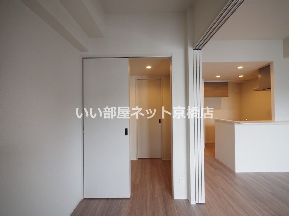近くのセブンイレブン 大阪東三国駅北口店まで226m(徒歩3分)