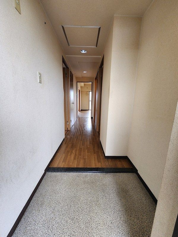 近くのシルク徳庵店まで443m(徒歩6分)