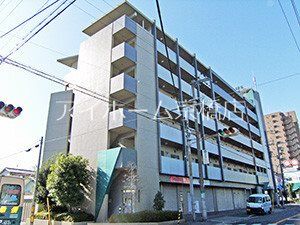 近くのsilk(シルク) 徳庵店まで447m(徒歩6分)