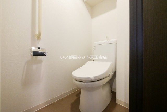 近くの阪急OASIS（オアシス） 桃坂店まで23m（徒歩1分）