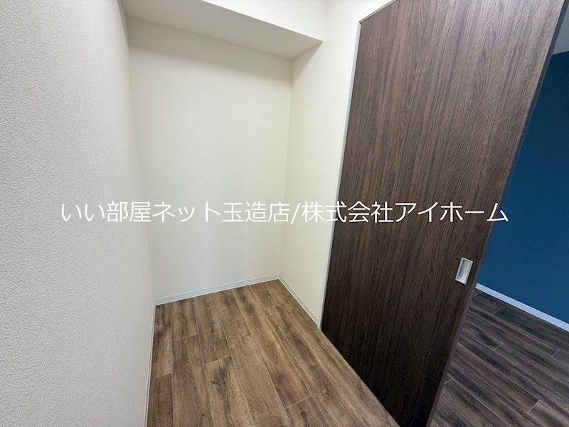 ベッドルーム