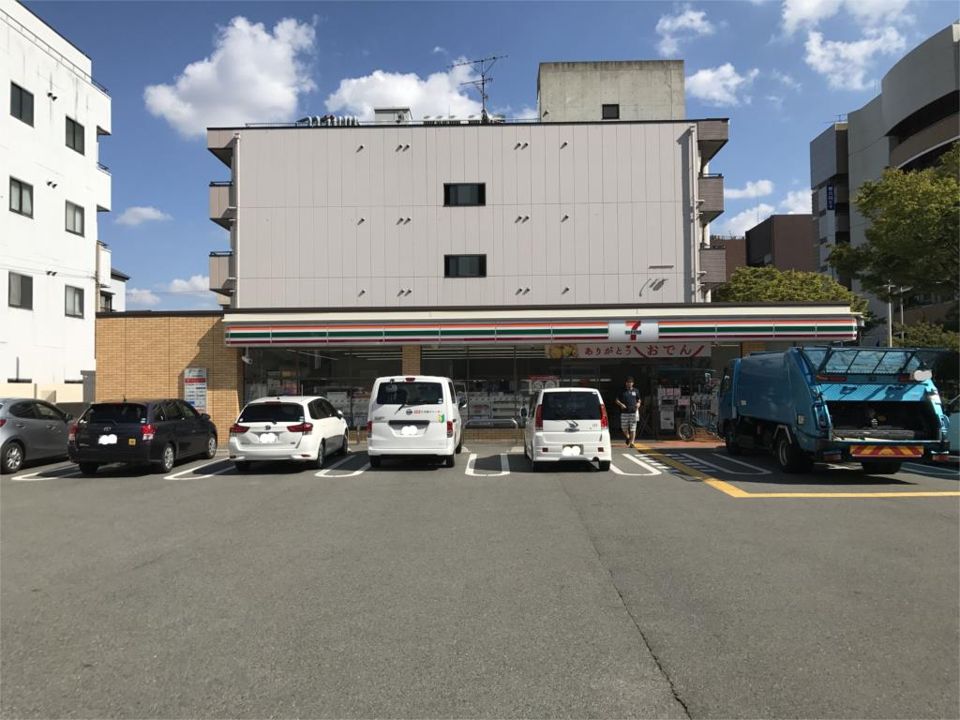 近くのセブンイレブン 堺熊野町東4丁店まで433m（徒歩6分）
