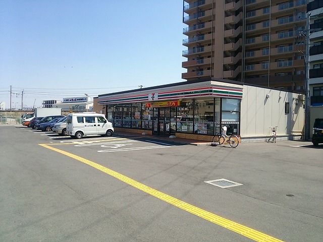 近くのセブンイレブン 堺下田町店まで1,752m(徒歩22分)