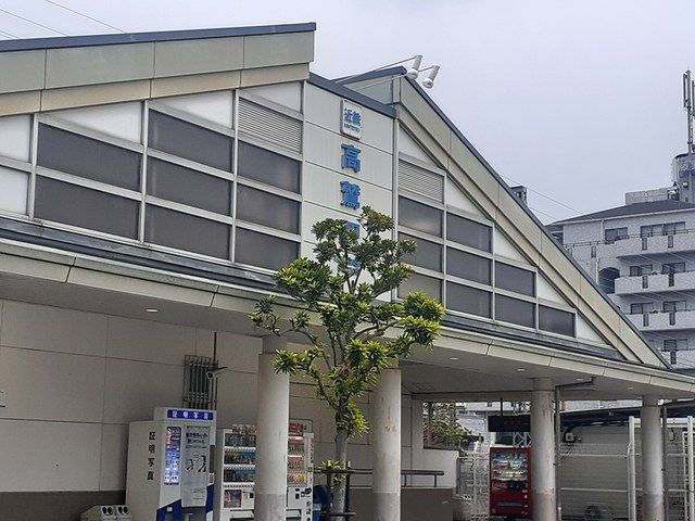 近くの近鉄南大阪線恵我之荘駅まで1,900m(徒歩24分)