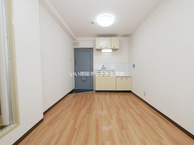 近くの東住吉北田辺郵便局まで288m(徒歩4分)