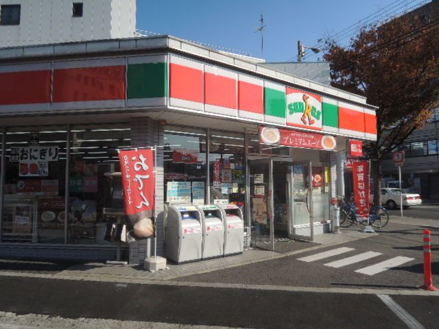 近くのサンクスまで216m（徒歩3分）