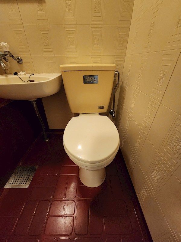 近くのホームセンターコーナン 片町店まで310m(徒歩4分)