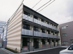 レオパレスオキツモの外観画像