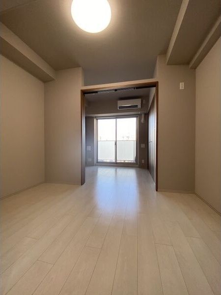 ベッドルーム