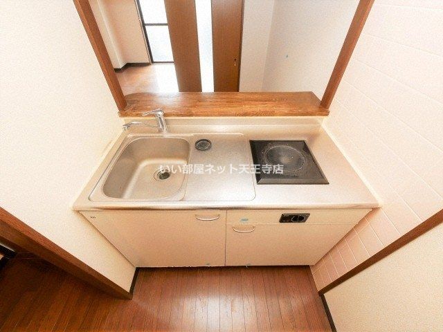 近くのローソンストア100 LS住吉山之内三丁目店まで161m(徒歩3分)