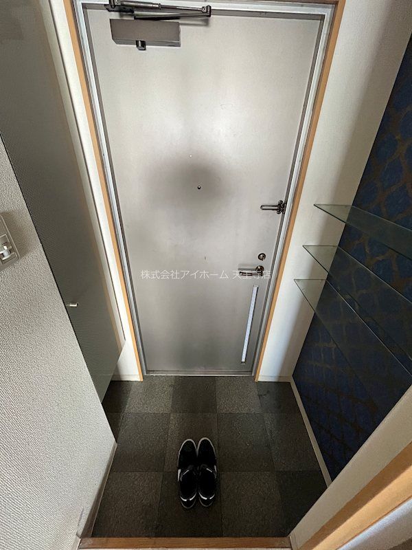 近くのデイリーカナートまで208m(徒歩3分)