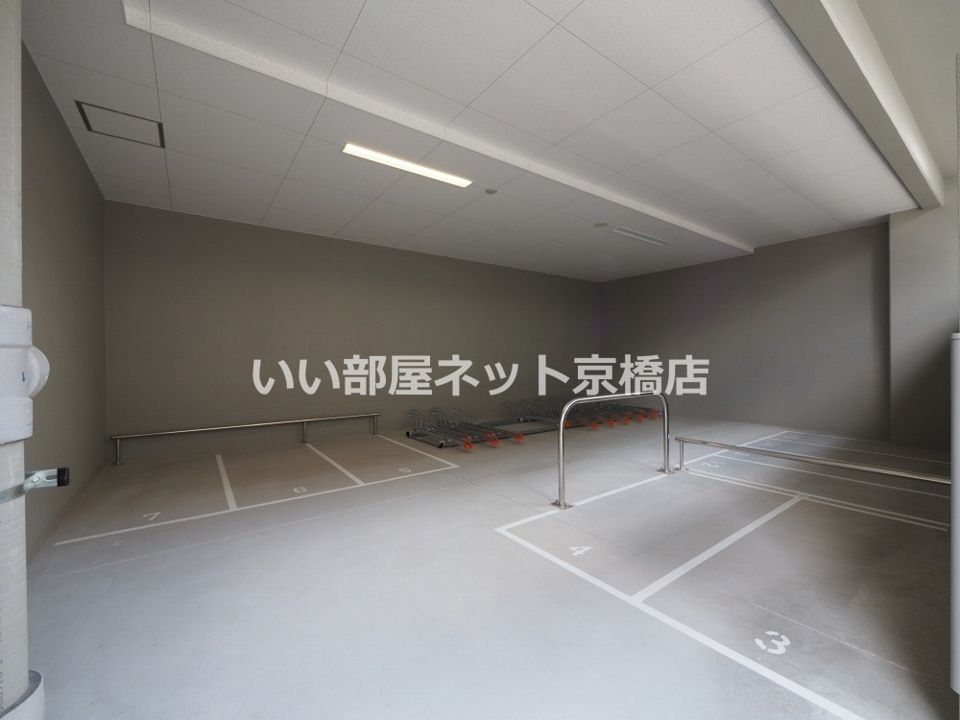 近くのファミリーマート 深江橋店まで352m（徒歩5分）