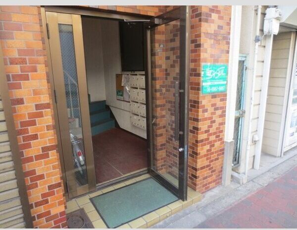 エントランス
