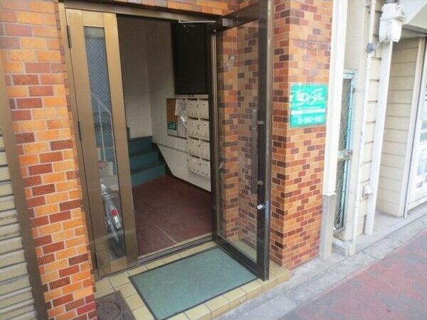 エントランス