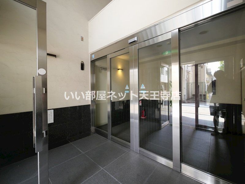 近くの住之江浜口郵便局まで220m(徒歩3分)