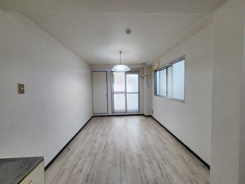 近くのセブンイレブン 大阪諏訪4丁目店まで413m(徒歩6分)