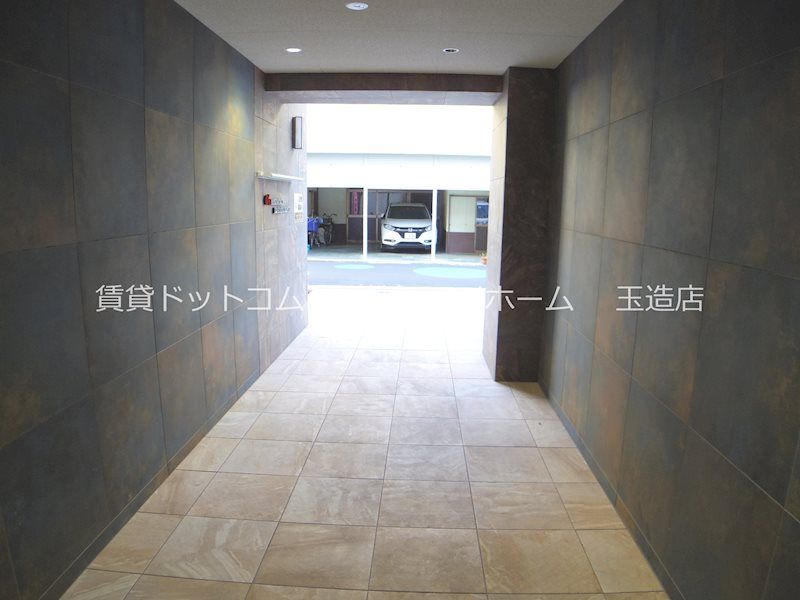 エントランス