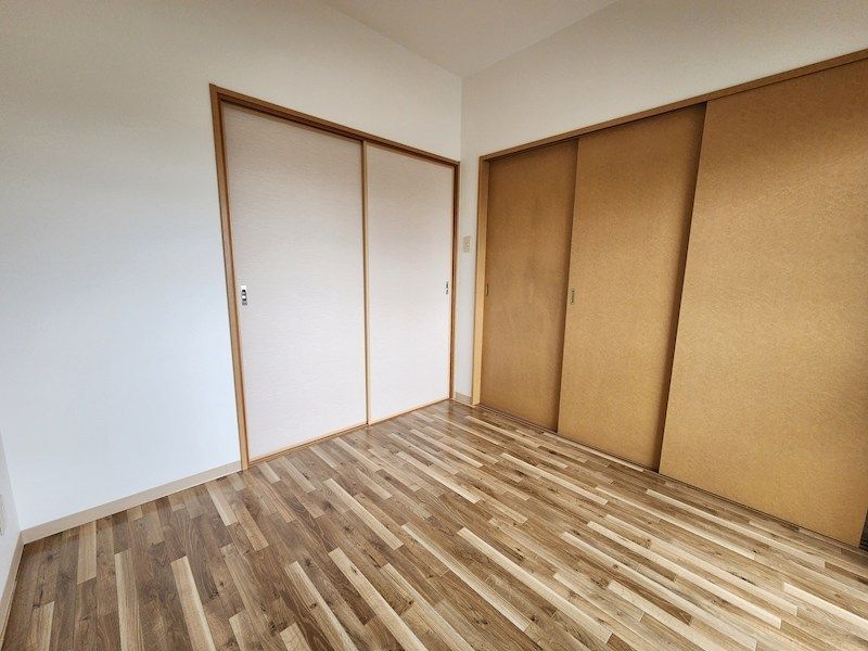 ベッドルーム