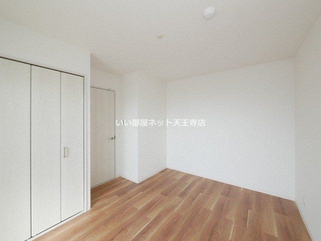 ベッドルーム