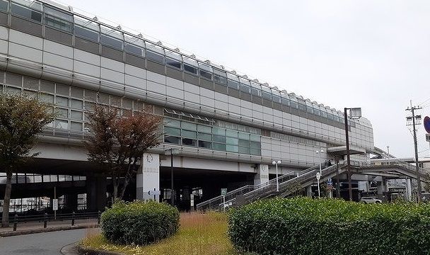 近くのモノレール南茨木駅まで550m(徒歩7分)