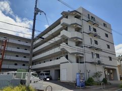 サンプラザ 茨木の外観画像