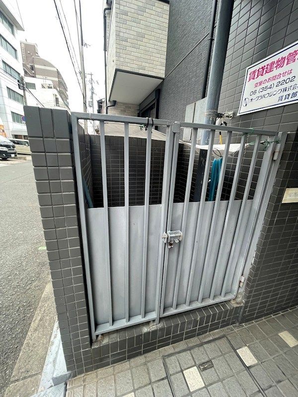 近くのディスカウントスーパーミキ桜の宮店まで1,210m(徒歩16分)