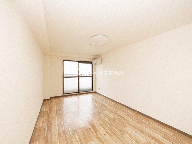 近くのライフ 昭和町駅前店まで837m（徒歩11分）