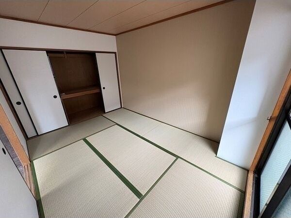 ベッドルーム