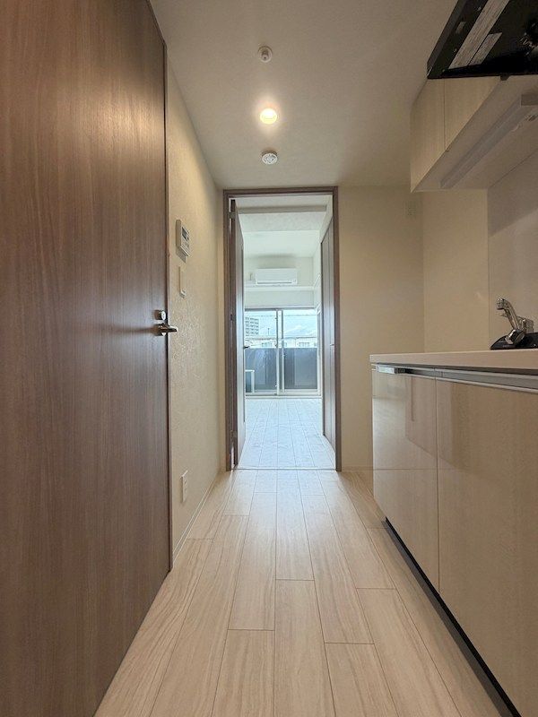 近くのイオンモール鶴見緑地まで2,151m（徒歩27分）