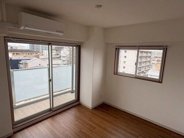 ベッドルーム