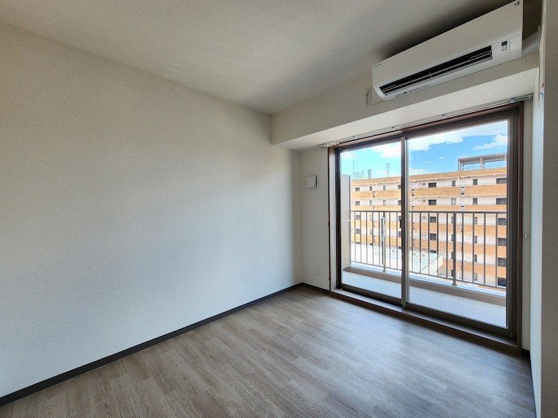 ベッドルーム