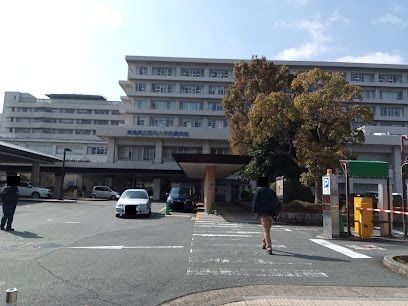 近くの奈良県立医科大学附属病院まで1,600m（徒歩20分）