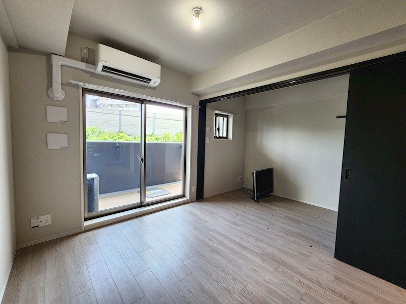 ベッドルーム