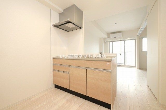近くのローソン 淀川三国本町一丁目店まで191m（徒歩3分）