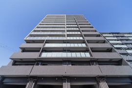 プレサンスロジェ桜川の外観画像