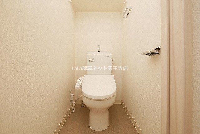 近くの浪速大国郵便局まで454m（徒歩6分）