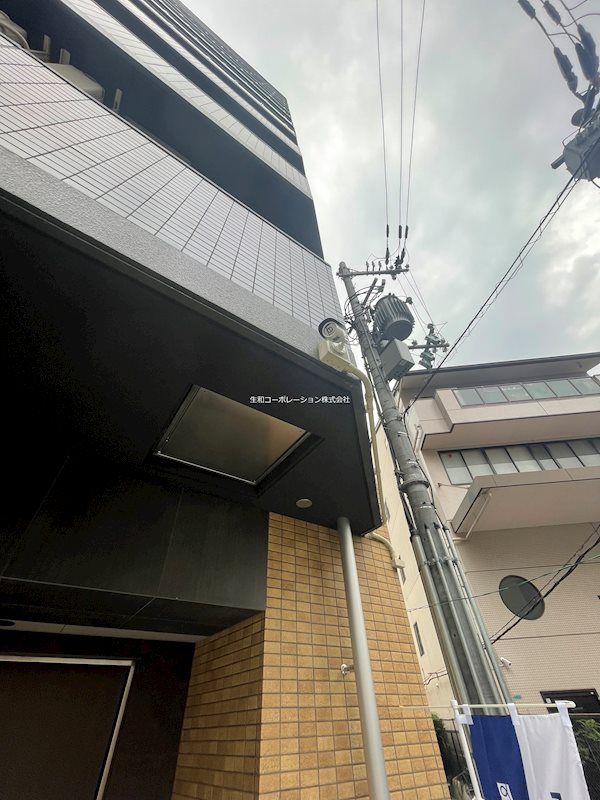 近くのファミリーマート 浪速塩草店まで189m(徒歩3分)