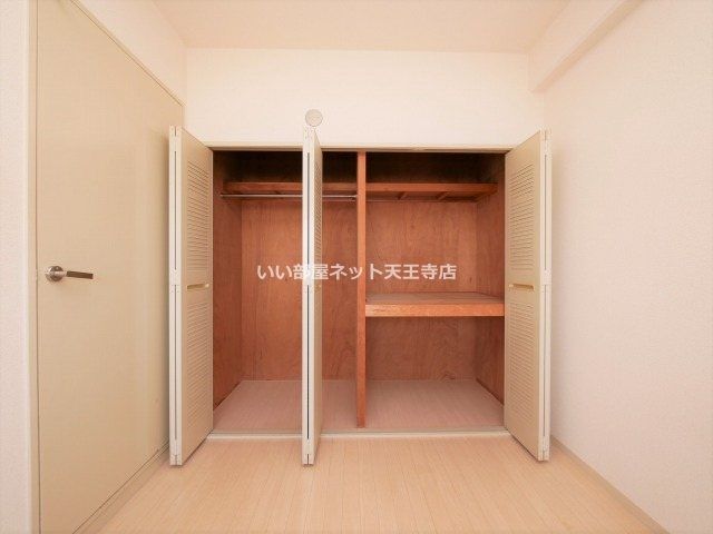 近くのファミリーマート 東田辺三丁目店まで471m(徒歩6分)