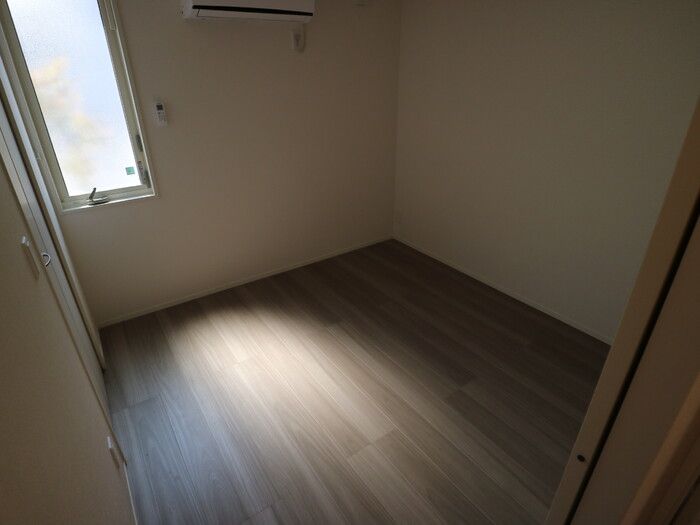 ベッドルーム