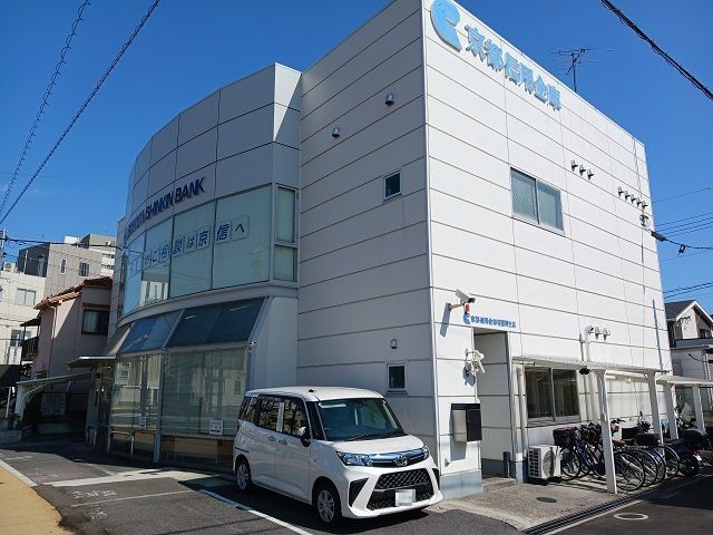 近くの京都信用金庫寝屋川支店様まで500m(徒歩7分)