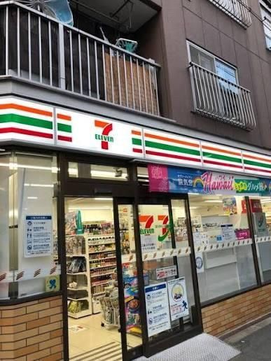近くのセブンイレブン 大阪十三東1丁目店まで439m(徒歩6分)