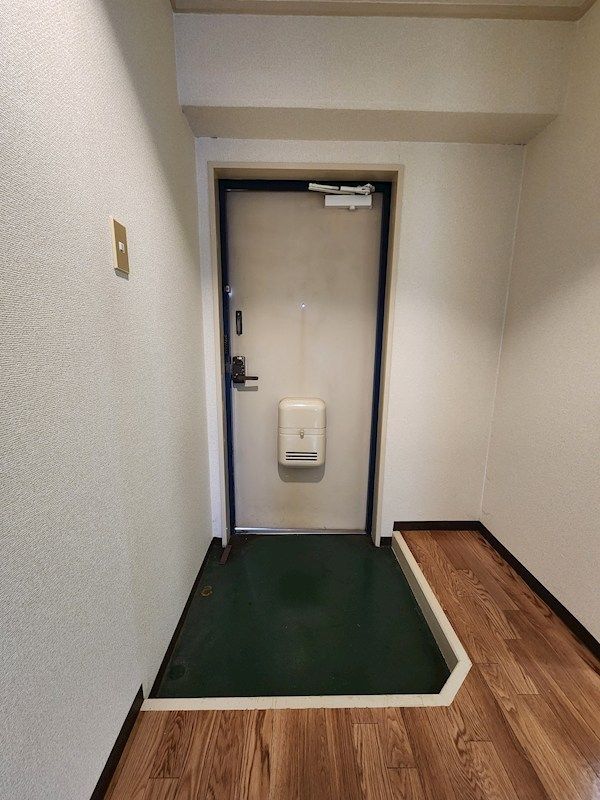 近くのライフ深江橋店まで448m(徒歩6分)