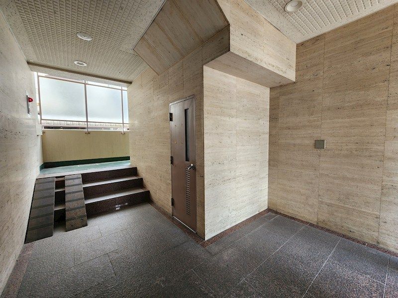 近くの業務スーパー 深江橋店まで240m（徒歩3分）