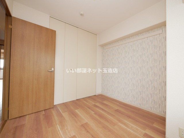 ベッドルーム