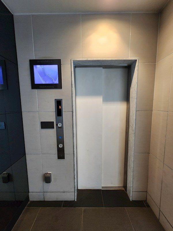 近くのTSUTAYA CLUBトーワブックス毛馬店まで895m(徒歩12分)