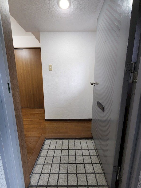 近くのファミリーマート 関目三丁目店まで260m(徒歩4分)