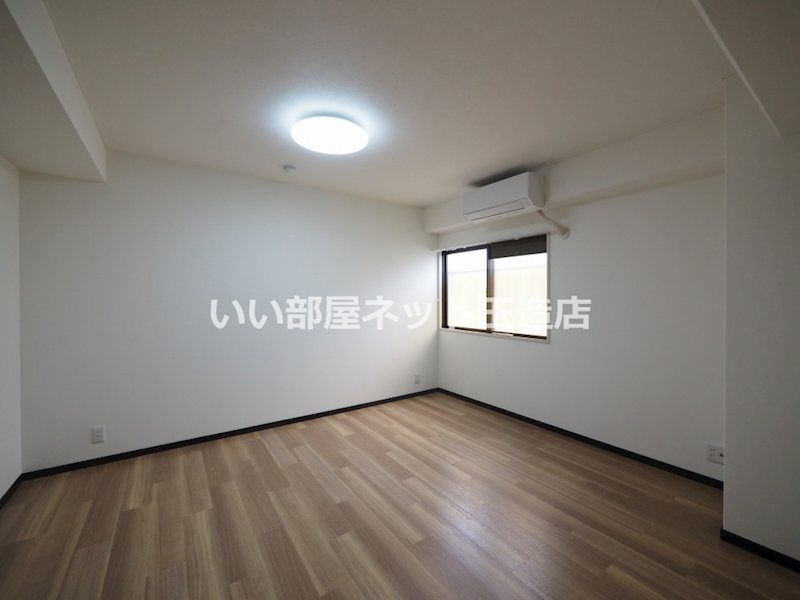 近くのセブンイレブン 大阪新深江駅南店まで43m(徒歩1分)