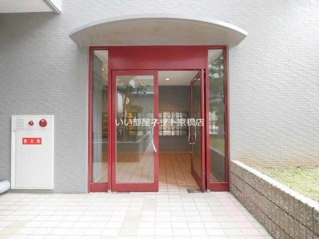 近くのファミリーマート 大東大野店まで184m(徒歩3分)