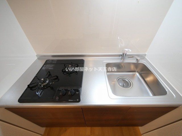 近くの生野鶴橋本通郵便局まで409m(徒歩6分)