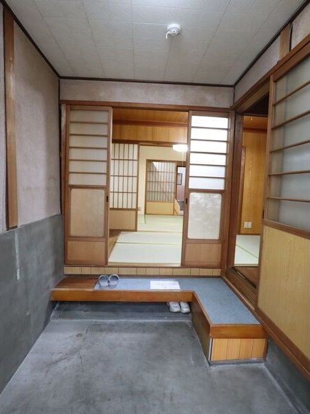 玄関